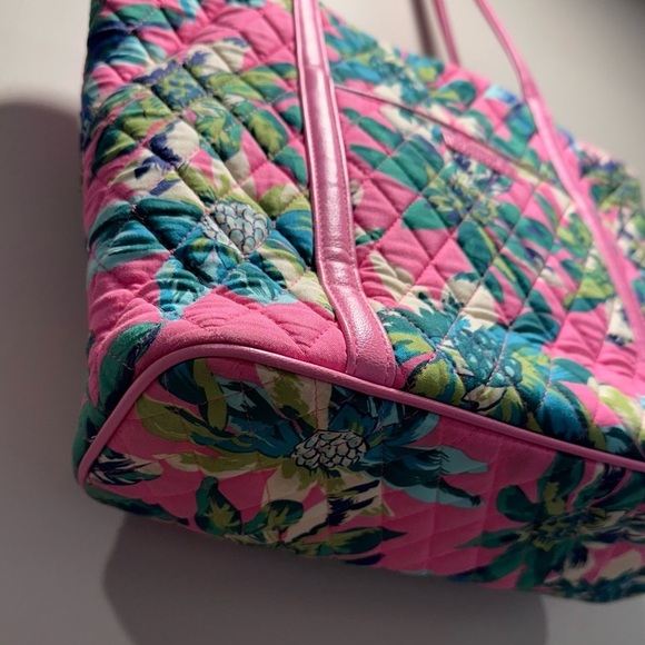 Vera Bradley Small Trimmed Vera Bag in Tropical Paradise _ Pink Teal Palm Trees - Picture 11 of 15